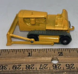 Lesney Matchbox Toys MB18d Caterpillar Bulldozer No.18 Amazing Condition - Picture 1 of 5
