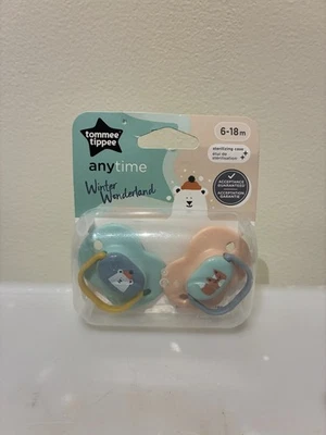 NEW Tommee Tippee Winter Wonderland Anytime Pacifiers 6-18M 2-Pack With Case - Image 1 of 2