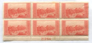 US  STAMPS  SC741 2 C GRAND CANYON RED  & SC742 3C MT. RAINIER PB6 MNH 587/8 - Picture 1 of 4