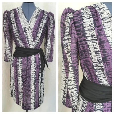 Vestido vintage listrado roxo/branco/preto com estampa de animais com cinto tamanho 9 - Imagem 1 de 4