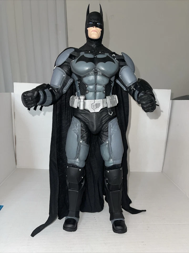 Batman Arkham Knight NECA TM y WBEI Foto 1 de 4