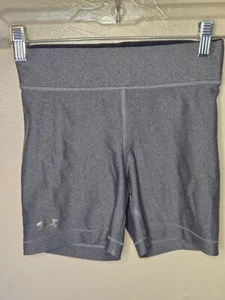Under Armour Ladies 4in Compression Shorts Size XS Style 1316681 Workout Fitness - Picture 1 of 3