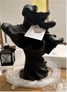 CRACKER BARREL BLACK RESIN GHOST WITH LANTERN SET HALLOWEEN DECOR BRAND NEW - Picture 1 of 2