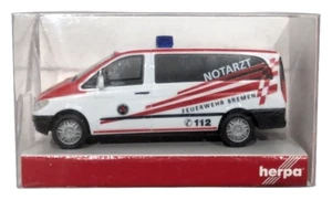 1:87 Scale Herpa 046473 Mercedes Benz Vito Minibus - NOTARZT FEUERWEHR BREMEN - Picture 1 of 1