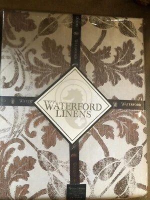 $100 LUXURY WATERFORD LINENS OCTAVIA TABLECLOTH 70x144” For 12 To 16 People - Image 1 of 4