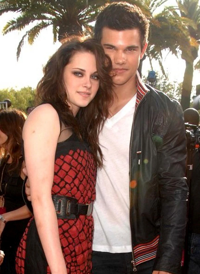 PHOTO KRISTEN STEWART ET TAYLOR LAUTNER - 11X15 CM #1