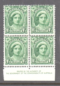Australia 1942  1½d green QEII  imprint block 4 stamps. - Picture 1 of 2