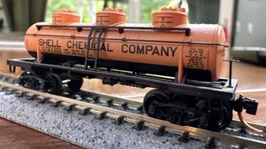 Micro-Trains N Scale #06600012 ACF 3 Dome Tank Car Shell Chemical SCMX 652 NY - Picture 1 of 7