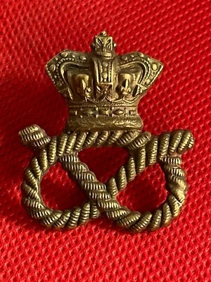 Original Victorian Crown British Army Staffordshire Regiment Cap / Collar Badge - Image 1 of 4