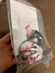 Yoshiko Sachiko KAKKOWARAIZAKKA Sachiko Raro Ojos Grandes Tipo Sofubi Figura Juguete - Imagen 1 de 2