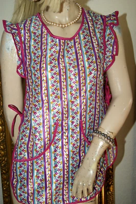 MARKENLOS DEDERON NYLON Überwurf Schürze Kittel Chasuble VOLANT pink Mädchen 146/152