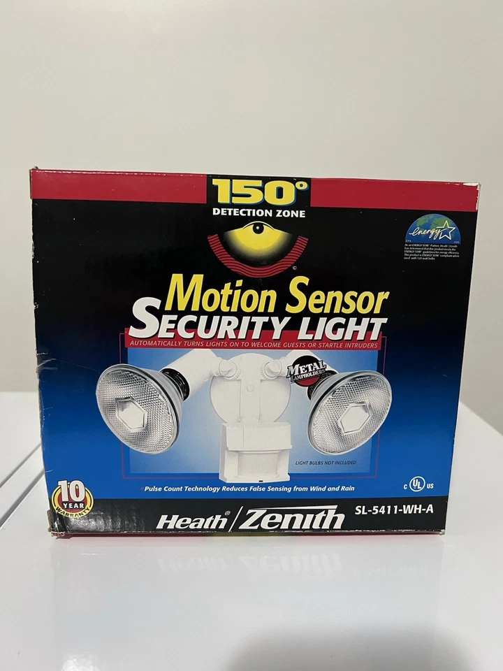 Heath Zenith Motion Sensor Security Light SL-5411-GR-A  150 Detection Zone  NEW - Image 1 of 4