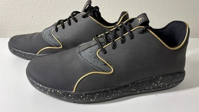 Nike Air Jordan Zapatos Para Hombres Talla 8 Eclipse Vacaciones Negras Tenis 812303-007 Mid Foto 1 de 4