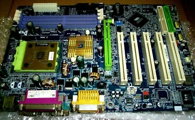 GIGABYTE GV-7VA AGP socket 462, +CPU Athlon XP Barton 2500+ - Image 1 of 4