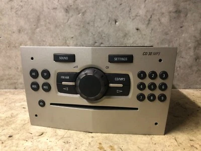 ORIG Opel Corsa D CD Radio ohne Code 13257028 - Bild 1 von 4
