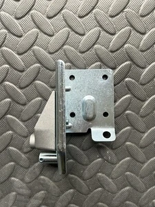Hormann Bottom Wheel Bracket For Front/rear Spring Mount Left Side - Picture 1 of 2