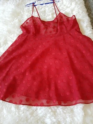 GILLIGAN O'MALLEY Chemise de gasa transparente rojo intenso con patrón de puntos rojos talla M Foto 1 de 4