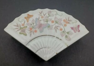 Trinket Dish 1980 Avon Floral Fan Shaped Handpainted Vintage Japan MINT - Picture 1 of 7