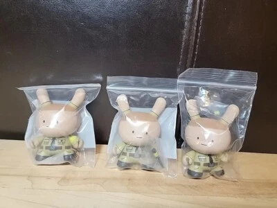 Kidrobot Dunny Evolved Youth Outreach Steve Lot Of 3 Heavy Purification Unit - Image 1 of 3