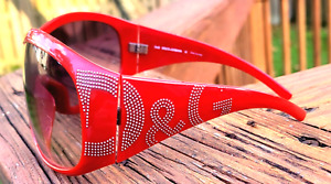 Dolce Gabbana  D&G Red Sunglasses 8008 588/8G 115 Wrapped Logo Frame Black Lens