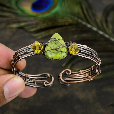 Brazalete ajustable de alambre de cobre hecho a mano con piedras preciosas de piedra Stichtite m018 Foto 1 de 4