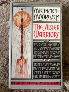 THE SILVER WARRIORS Michael Moorcock Berkley PB FOURTH PRINTING SIGNED nr fine - Bild 1 von 9