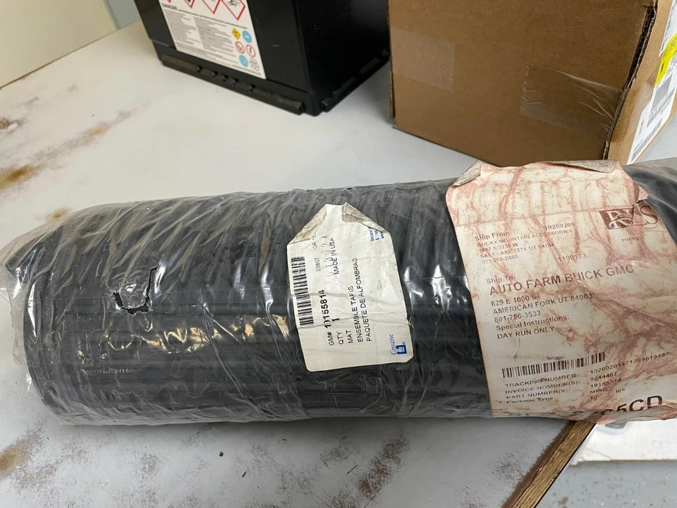 AFCH 19155814 07-13 SILVERADO SIERRA 2ND ROW ALL WEATHER EBONY FLOOR MAT - Изображение 1 из 1