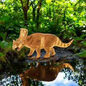 Figura mundial prehistórica Vagaceratops Safari Ltd dinosaurio con cuernos juguete reptil - Imagen 1 de 10