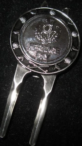 "HERITAGE BAY DIVOT FIXER W/REMOVABLE BALLMARKER/PUTTER REST! NEVER USED! - Picture 1 of 3