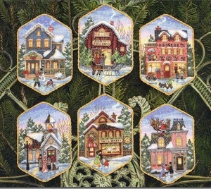 SCHEMI PUNTO CROCE CHRISTMAS VILLAGE ORNAMENT CROSS STITCH NATALE SAGA SU DVD - Picture 1 of 4