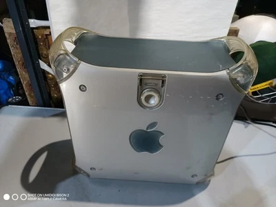 Apple Power Mac G4 Vintage  - Image 1 of 4