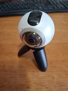 Samsung Gear 360 - Foto 1 di 6