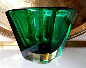Kosta Boda Green Glass Vase Bowl Somerso Signed Vintage - Picture 1 of 8