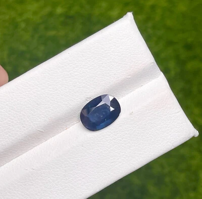 AIG CERTIFIED 2.02CT NATURAL BLUE SAPPHIRE LOOSE GEMSTONE - Image 1 of 2