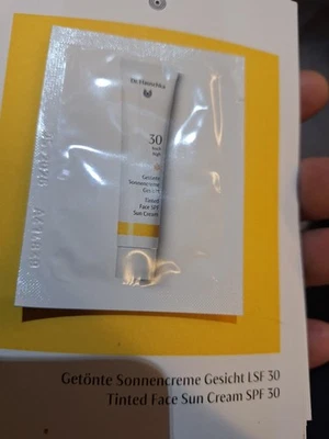 Dr. Hauschka Getönte Sonnencreme LSF 30 gesicht 9 proben - Bild 1 von 2