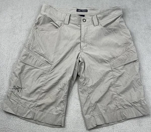 Arc’teryx Rampart Shorts Mens 31x12 Cargo Outdoor Hiking Trail Gorpcore Nylon - Picture 1 of 20