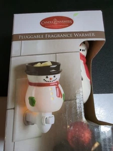 Frosty The Snowman Wall Plug In Wax Melt Warmer Christmas Holiday Collection - Picture 1 of 6