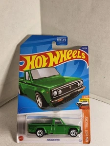 2022 Hot Wheels HW Hot Trucks 2/10 - MAZDA REPU - Green - 24/250 - HCW82 - Picture 1 of 12