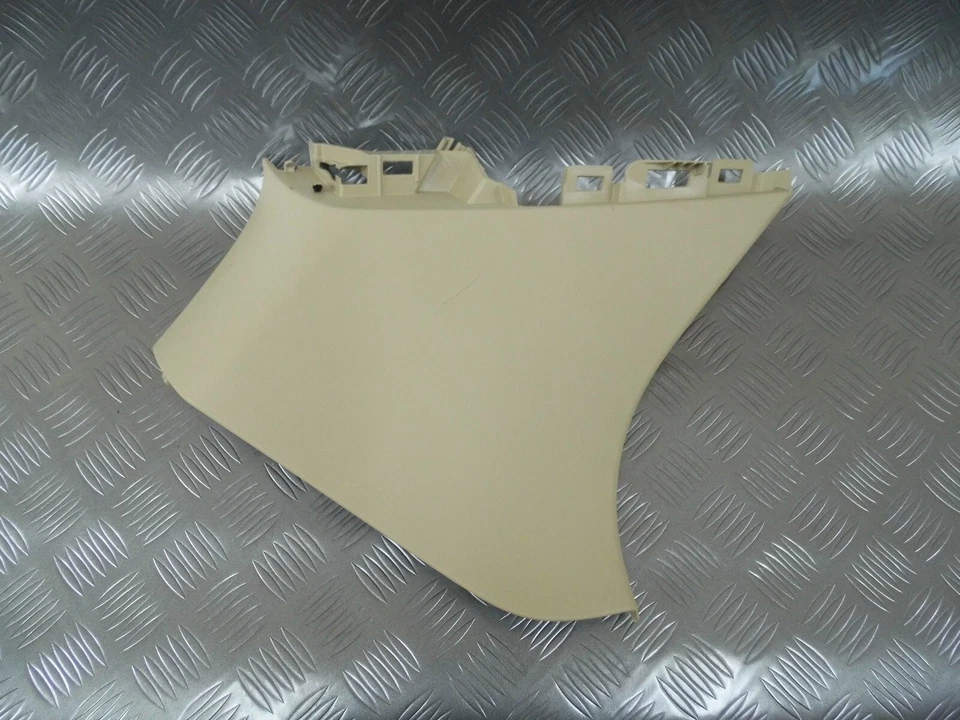 Funda pilar trasero izquierdo beige 80A867245 YM5 AUDI Q5 Foto 1 de 1