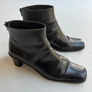 Via Spiga Grafton Boots Leather Ankle Heels Booties Women 9 Black Italy Back Zip - Picture 1 of 8