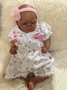 Bambola Reborn bambina ragazza con orecchio a pezzi Tia di Bonnie Sieben realistica realistica COA - Foto 1 di 24