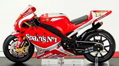 Yamaha YZR-M1 Ruben Xaus 2005 Scala 1:24 Modellino Classe MotoGP  Numero 11 - Immagine 1 di 4
