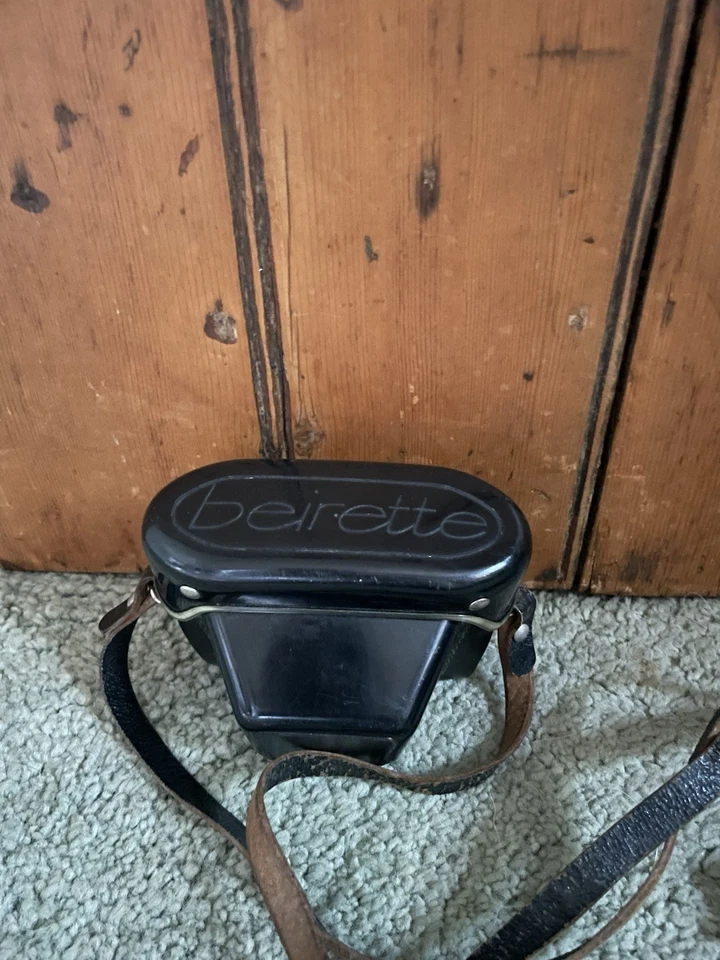 Beirette VSN Vintage Camera with Original Case Untested - Image 1 of 4