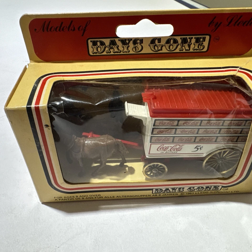 LLEDO DAYS - GONE COCA COLA  HORSE AND DELIVERY CARRIAGE - Image 1 of 4