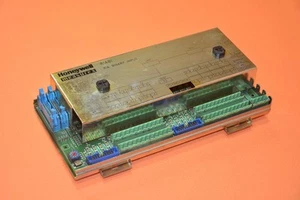 Honeywell Measurex RIABI RIA Binary Input - Picture 1 of 7