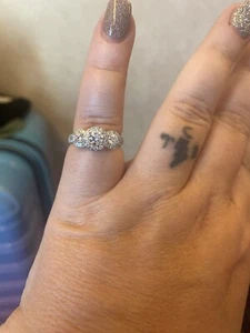 promise ring for her white gold - Picture 1 of 3