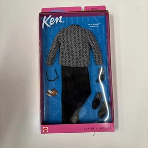 Ken FASHION AVENUE DEAL MAKER Fashion 2002 Mattel NRFB Asst.25752  28162-0980 - Picture 1 of 2
