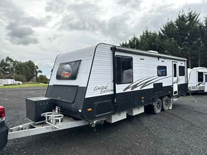 2016 Adventura Radiance with Solar and ensuite. Off road! - Picture 1 of 24