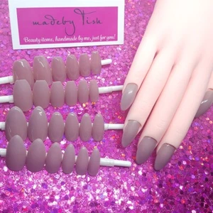Ready To Wear - Mauve Maven | Purple Nude | Sarg oder Stiletto Press On Nagel Set - Bild 1 von 7