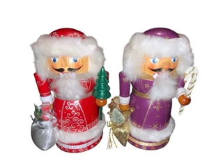 Nussknacker Dorf Handarbeit Weihnachtsmänner 2003 Jubiläum 2er Set - Bild 1 von 18